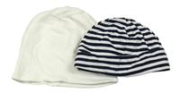2x bavlněná čepice - bílá + tmavomodro-bílá pruhovaná