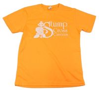 Neónově oranžové športové tričko s nápisom