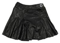 Čierna skladaná koženková sukňa dunnes