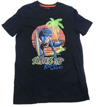 Čierne tričko s dinosaurom a surfom F&F