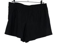 Dámske čierne plavkové kraťasy so všitými kalhotkami Bonprix