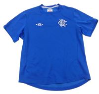 Cobaltově modrý sportovní fotbalový dres s logom UMBRO