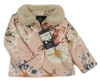 Nové - světlerůžový zateplený kabátek s kvietkami a kožušinovým golierikom Firetrap