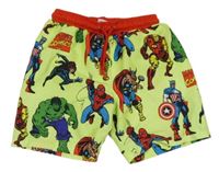 Neónově žlté plážové kraťasy s Avengers Primark