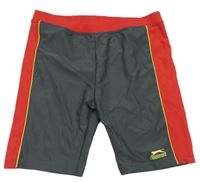 Sivo-červené nohavičkové plavky s logom Slazenger