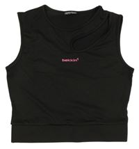 Čierny športový crop top s logom a prestrihom bekkin