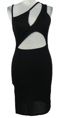 Dámske čierne rebrované šaty s prestrihmi PrettyLittle Thing