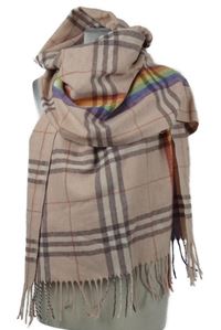 Dámska ružová kockovaná šál s strapcemi