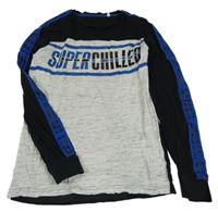 Šedo-černo-modré triko s nápisem C&A