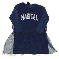 Tmavomodré bavlněno/tylové šaty s nápisom