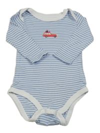 Modro-bílé pruhované body s autem TCM