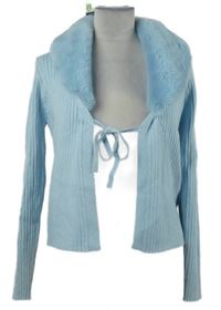 Nové - Dámsky svetlomodrý rebrovaný crop sveter s kožešinou Primark