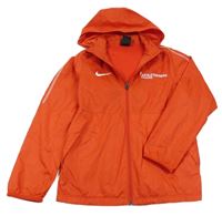 Červená šusťáková sportovní bunda s nápisem a kapucí Nike