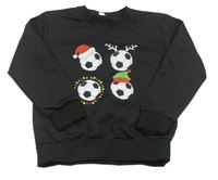 Čierna mikina s futbalovymi loptami