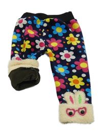 Tmavomodro-farebné plyšové kvetované zateplené tepláky s králikmi