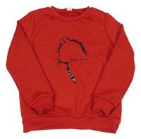 Červená mikina s mačkou