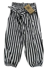 Nové - černo-bílé pruhované cuff kalhoty se zazováním