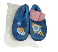 Nové - Modré chlupaté domácí bačkory s raketou a UFO vel. 26/27