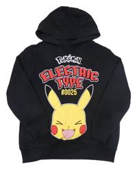 Černá mikina s Pikachu a kapucí George