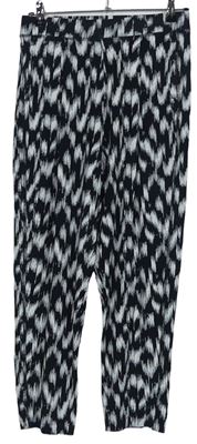 Dámske čierno-biele vzorované športové nohavice zn. M&S vel. 10S