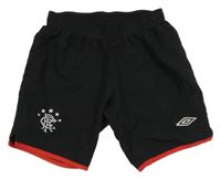 Černo-červené sportovní šusťákové kraťasy Umbro