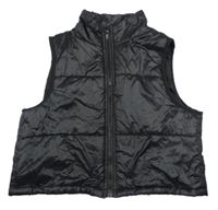 Čierna šušťáková zateplená crop vesta Shein