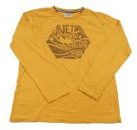 Žluté triko s potiskem 