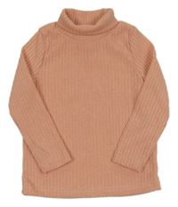 Svetloružový rebrovaný sveter s rolákom