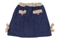 Tmavomodro-bílá podšité sukně riflového vzhledu s větvičkami a mašľami