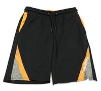 Černo-šedo-oranžové sportovní kraťasy s nápisem C&A