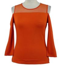 Dámské červené triko s tylovým výstřihem a průstřihy na ramenou Karen Millen 