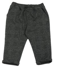 Čierno-biele teplákové nohavice F&F