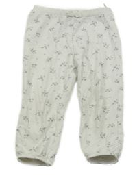 Biele kvetované tepláky C&A