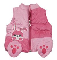 Ružovo-tmavoružová šušťáková zateplená vesta s králikom