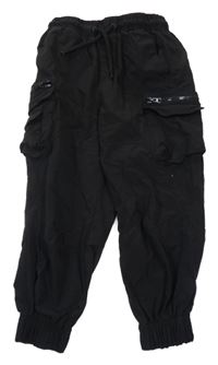 Čierne cuff šušťákové nohavice s vreckami River Island