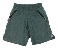 Zeleno-čierne športové kraťasy s fleky Decathlon