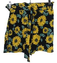 Dámske čierno-žlté kvetované sukňové kraťasy H&M