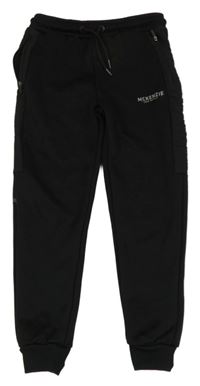 Černé sportovní kalhoty s logem McKenzie