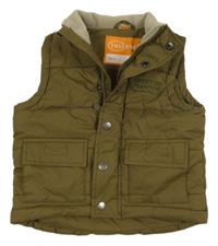 Khaki šušťáková zatepená vesta s nápisom