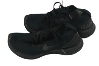 Černé ultralehké botasky s logom Nike vel. 37