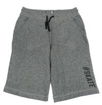 Sivé melírované teplákové kraťasy s nápisom C&A