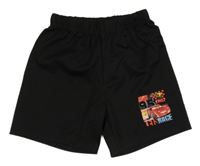 Čierne športové kraťasy - Autá