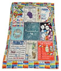 Barevná chlupatá deka s nápisy a obrázky