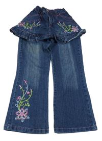 Tmavomodré rifle s květy a sukní 