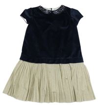 Tmavomodro-béžové semišové šaty s kamienkami a plisovanou sukní