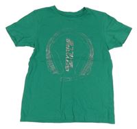 Zelené tričko s nápisy a sluchátkem George