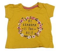 Okrové tričko s květinami a nápisem Primark