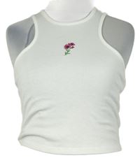 Dámský bílý žebrovaný crop top s kytičkou Primark 