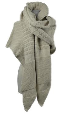 Dámska béžová vzorovaná tepláková šál