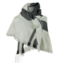 Dámská bílo-černá vzorovaná šála 